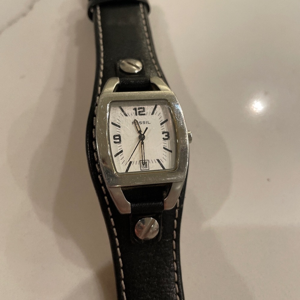 Genuine leather Fossil watch